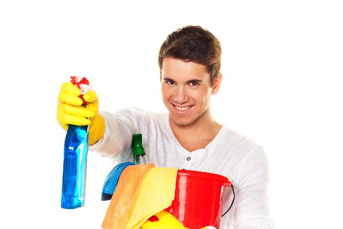 Deep cleaning for kitchens and bathrooms in Bromley properties
